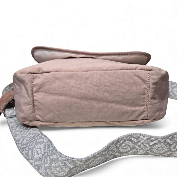 Kipling Nylon Crossbody Bag Flaptop Chunky Boho Strap Messenger Style - Picture 8 of 12